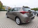 Toyota Auris Auris 1.33 Dual-VVT-i Comfort (bj 2018), Gebruikt, Euro 6, 4 cilinders, Beige