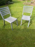 Twee ijzeren stoelen., Ophalen, Zo goed als nieuw