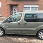 Peugeot partner 1.6 HDI 2012 climatisation 66 kw 300000 km, Auto's, Peugeot, Voorwielaandrijving, Euro 5, 4 cilinders, Particulier