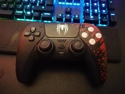 PS5 Dualsense Spiderman Controller + gratis verzending op BX, Games en Spelcomputers, Games | Sony PlayStation 5, Zo goed als nieuw