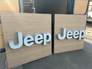 Enseigne lumineuse jeep beschikbaar voor biedingen