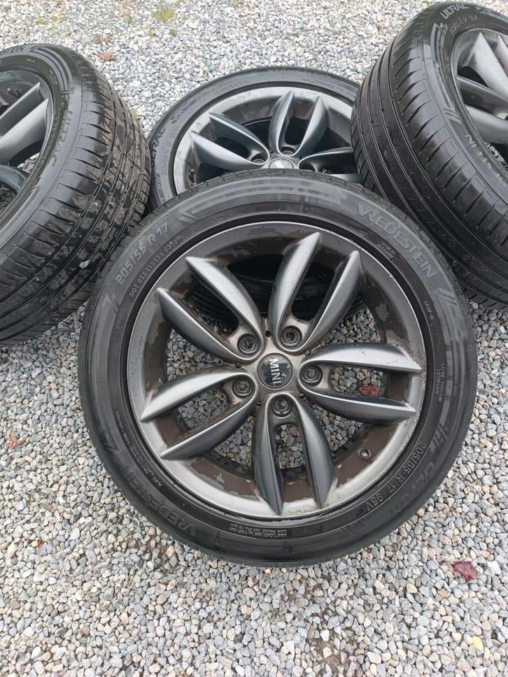Jantes + pneus Mini 205 55 R17, Autos : Pièces & Accessoires, Pneus & Jantes, Pneu(s), 17 pouces, Enlèvement