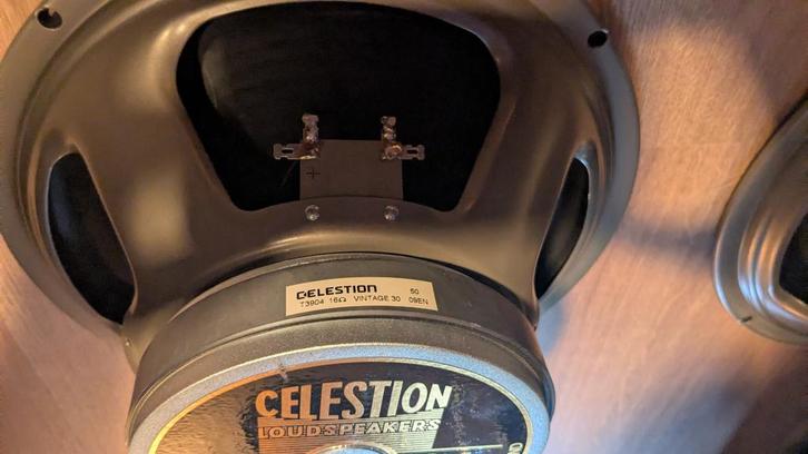 4 Celestion Vintage 30 speakers van 2003 (made in UK), Musique & Instruments, Amplis | Basse & Guitare, Utilisé, Guitare, 50 à 100 watts
