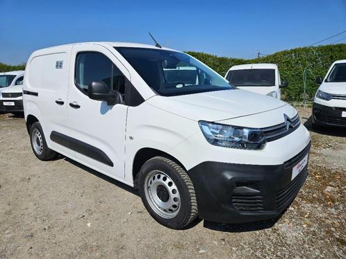 Citroen Berlingo 1.2 BENZINE FULL OPTION, Auto's, Bestelwagens en Lichte vracht, Bedrijf, Te koop, Used 1. Bestelwagens met ervaring.