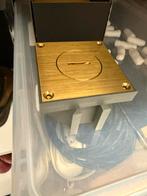 Lithoss vloer stopcontact messing, Ophalen, Zo goed als nieuw, Stopcontact