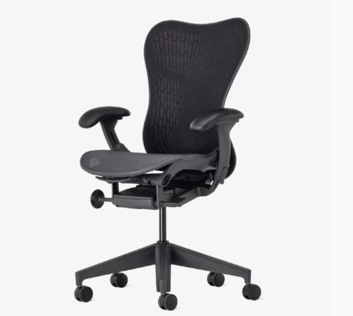 Chaise bureau Herman Miller Mirra 2 Graphite Butterfly, Huis en Inrichting, Bureaustoelen, Zo goed als nieuw, Bureaustoel, Grijs