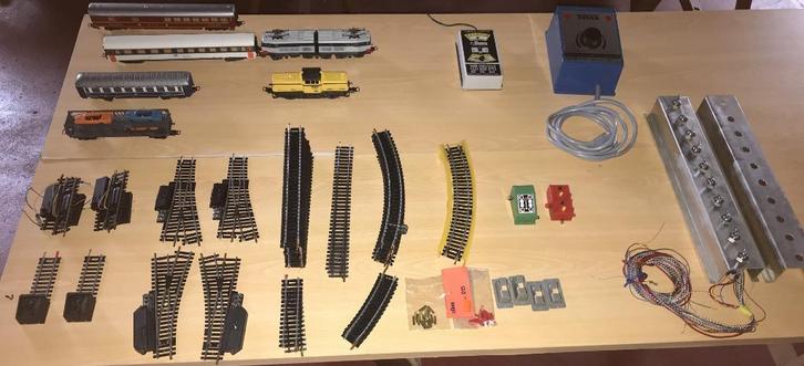 Treintjes en toebehoren Lima Italy, Hobby en Vrije tijd, Modeltreinen | H0, Zo goed als nieuw, Gelijkstroom, Lima, Ophalen