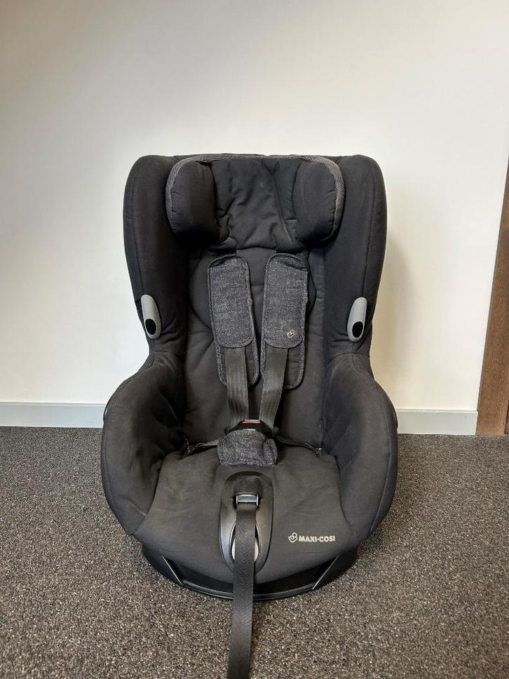 Maxi-Cosi autostoel Axiss nomad black, Kinderen en Baby's, Autostoeltjes, Gebruikt, Maxi-Cosi, 9 t/m 18 kg, Autogordel, Slaapstand
