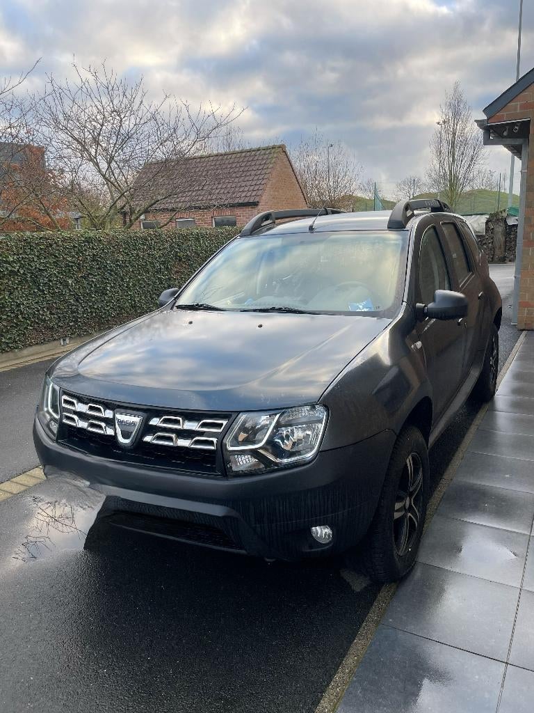 Dacia Duster 1600cc, Auto's, Dacia, Particulier, Duster, ABS, Bluetooth, Metaalkleur, Radio, Trekhaak, USB, Benzine, Euro 5, SUV of Terreinwagen