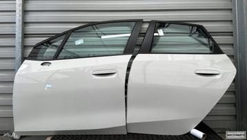 BMW 2 SERIE U06 DEUREN PORTIEREN COMPLEET KLEUR A300 O.A!! beschikbaar voor biedingen