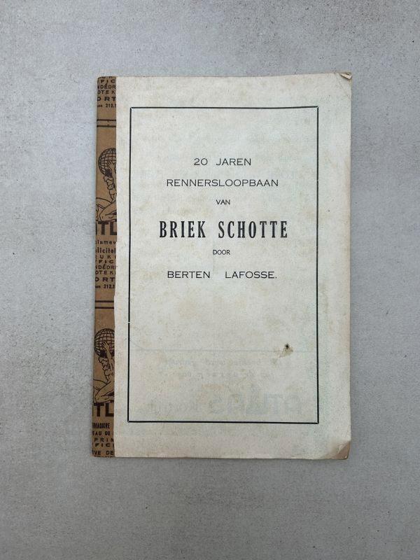 20 jaren rennersloopbaan van Briek Schotte - zonder cover, Boeken, Sportboeken, Gelezen, Lopen en Fietsen, Ophalen of Verzenden