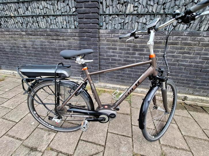 Zeldzaam mooieTrek e-bike TM400+ Bosch middenmotor 55cm 24 v, Fietsen en Brommers, Elektrische fietsen, Zo goed als nieuw, 55 tot 59 cm