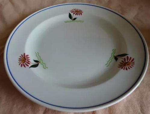 P. Regout Sphinx ontbijtbord bloemen 21cm bord 1941, Huis en Inrichting, Keuken | Servies, Zo goed als nieuw, Verzenden