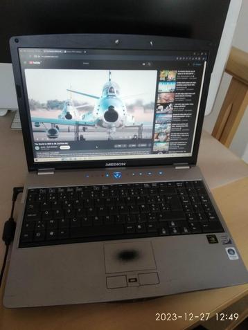 Mooie medion laptop met Windows 10 en ssd