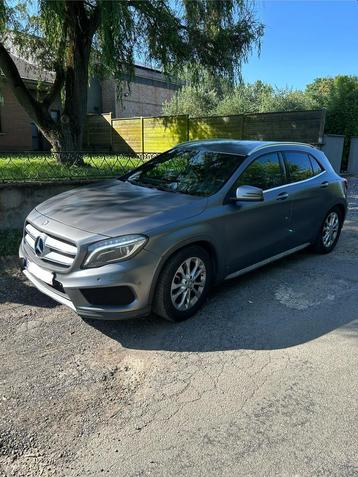 Mercedes GLA180 ess pack amg 