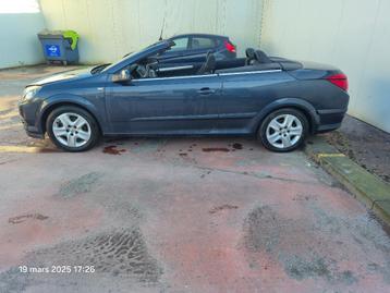opel astra twintop, Autos, Achat, Cabriolet, Boîte manuelle, 2 portes