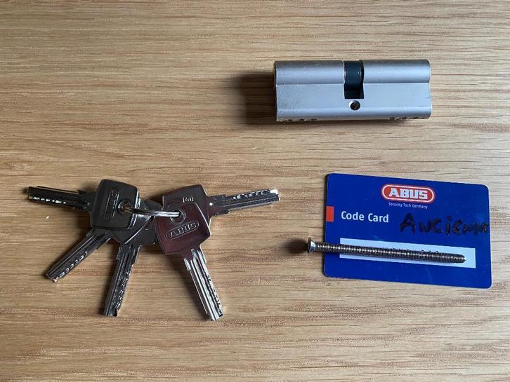 Cylindre ABUS, Bricolage & Construction, Serrurerie de bâtiment & Dispositif de fermeture, Comme neuf, Clé, Enlèvement