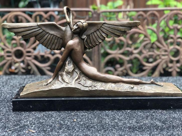 bronzen sculptuur Leda vrouw met zwaan, Antiek en Kunst, Kunst | Beelden en Houtsnijwerken, Ophalen of Verzenden