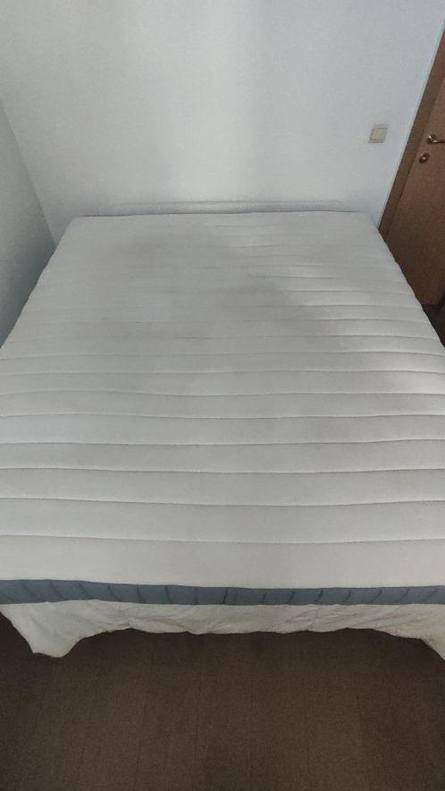IKEA bed 180x200, Huis en Inrichting, Slaapkamer | Bedden, Gebruikt, Tweepersoons, 180 cm, 200 cm, Overige materialen, Wit, Ophalen