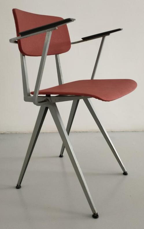 CHAISE (PIEDS COMPAS) / MARKO (1960), Maison & Meubles, Chaises, Enlèvement