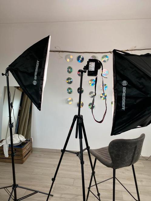 Deux lampes de studio photo Bresser, Audio, Tv en Foto, Fotografie | Fotostudio en Toebehoren, Zo goed als nieuw, Lamp of Flitsset