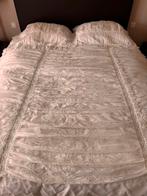 Taie d'oreiller avec 2 taies d'oreiller (tissu voillé), Maison & Meubles, Chambre à coucher | Linge de lit, Comme neuf, Oreiller