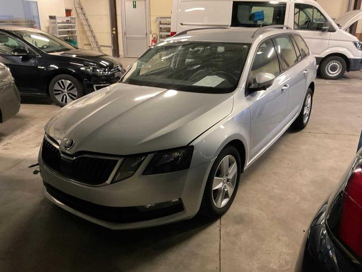 2019 Skoda Octavia Schadewagen, Auto's, Skoda, Bedrijf, Octavia, Overige brandstoffen, Euro 6, Break, Automaat, Gebruikt