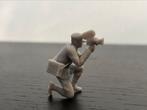 1/35 German WW2 Cameraman resin figure, Ophalen of Verzenden, Zo goed als nieuw, 1:35 tot 1:50, Diorama