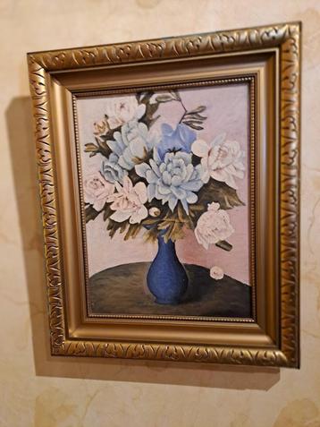 Vase à peindre avec des fleurs