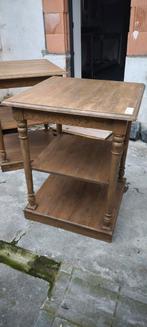 Vitrinekast met eikenhouten console, Ophalen