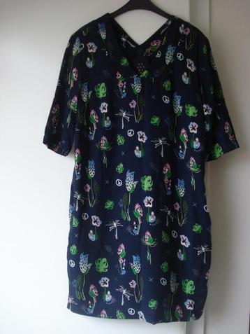 SVNTY kleedje, dames. mt M, Taille 38/40 (M), Enlèvement ou Envoi, Comme neuf, SVNTY