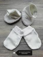 Ensemble de mitaines et chaussons pour bébé (0-1 mois), Comme neuf, Enlèvement