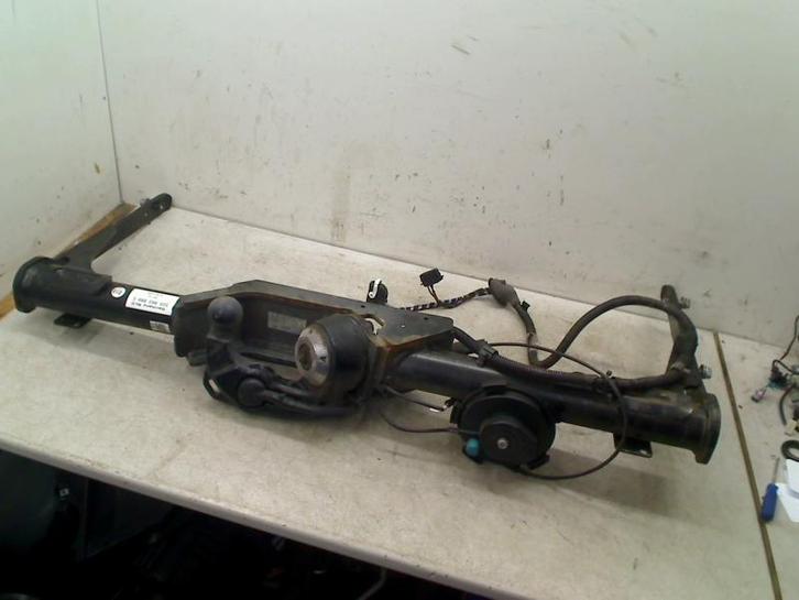 TREKHAAK zwenkbaar Golf VII Variant (AUVV) (5G9803880E), Auto-onderdelen, Ophanging en Onderstel, Volkswagen, Gebruikt