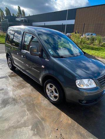 Volkswagen CADDY 1.9TDI 2010 Clim gps jantes disponible aux enchères