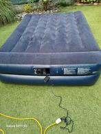 Luchtmatras met ingebouwde pomp, Caravans en Kamperen, Luchtbedden, Ophalen, Ingebouwde pomp, Gebruikt, 2-persoons