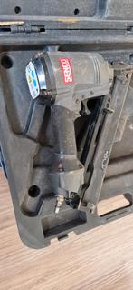 Senco SFN30 pneumatische tacker, Doe-het-zelf en Bouw, Ophalen of Verzenden, Zo goed als nieuw