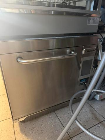 Merry chef redbull frigo en koffietoestel beschikbaar voor biedingen