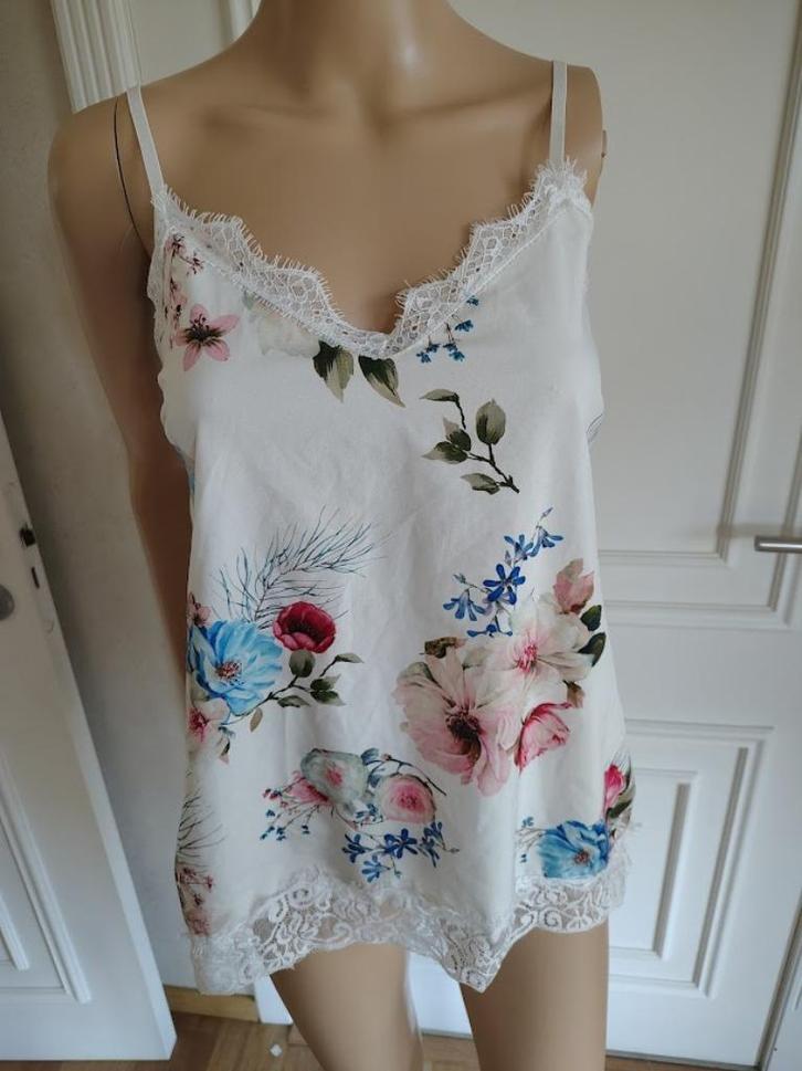 Luchtig topje gekocht bij bobo tremelo, Kleding | Dames, Blouses en Tunieken, Zo goed als nieuw, Verzenden