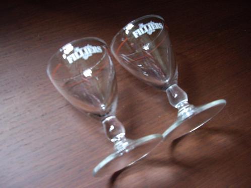 2 Distillerie FILLIERS 100 jaar Graanstokerij-glazen., Verzamelen, Glas en Drinkglazen, Zo goed als nieuw, Overige typen, Ophalen of Verzenden
