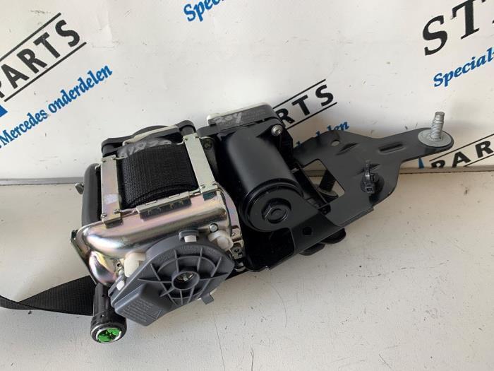 Veiligheidsgordel rechts-voor van een Mercedes C-Klasse, Auto-onderdelen, Interieur en Bekleding, Mercedes-Benz, Gebruikt, 3 maanden garantie