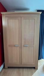 Stevige kledingkast – 125x200x65, Ophalen, 100 tot 150 cm, 200 cm of meer, Sobere houten kast