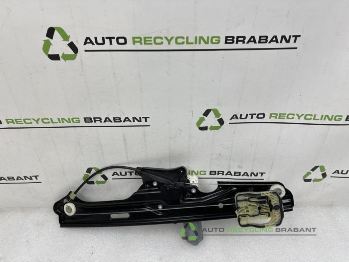 Mécanique vitre 4portes arrière droite d'un BMW X3, Autos : Pièces & Accessoires, Vitres & Accessoires, Utilisé, 3 mois de garantie
