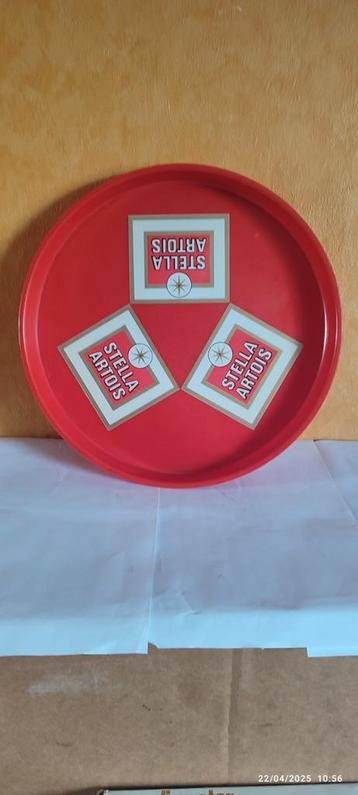 Ancien plateau en plastique STELLA - ARTOIS ., Enlèvement ou Envoi, Utilisé, Panneau, Plaque ou Plaquette publicitaire, Stella Artois