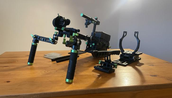 Kit Épaule Lanparte + Rig Blackmagic + V mount battery, Verzamelen, Foto-apparatuur en Filmapparatuur, Filmcamera, 1980 tot heden