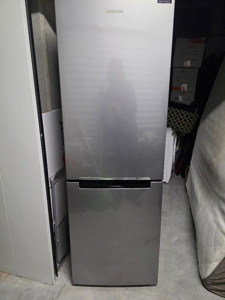 Samsung Frigo + diepvries, Elektronische apparatuur, Koelkasten en IJskasten, Gebruikt, Met aparte vriezer, 160 cm of meer, Energieklasse A of zuiniger