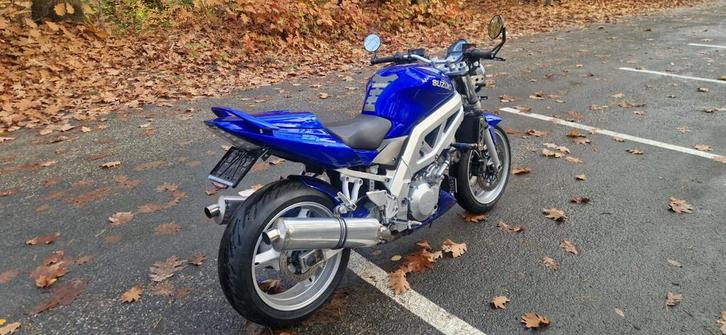 Suzuki sv1000/2005 45dkm kan gekeurd worden 2200€, Motoren, Motoren | Suzuki, Particulier, Naked bike, meer dan 35 kW, 4 cilinders