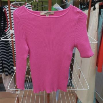 Fijn aansluitend pulleke roze Natan mt 3 (tailleert 38-40) beschikbaar voor biedingen