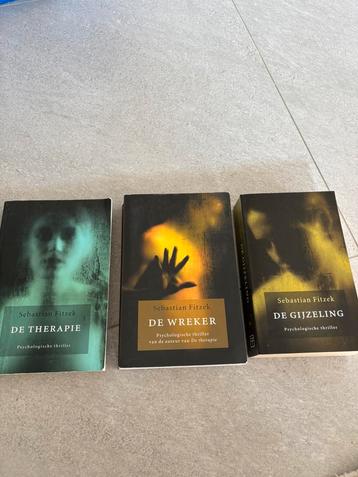 Verschillende boeken NL/EN/FR beschikbaar voor biedingen