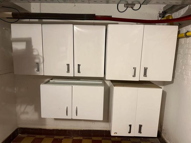 4 stalen vintage kasten – CUISINES CRAHAIT, Huis en Inrichting, Keuken | Complete keukens, Gebruikt, Dubbelwandige keuken, Wit