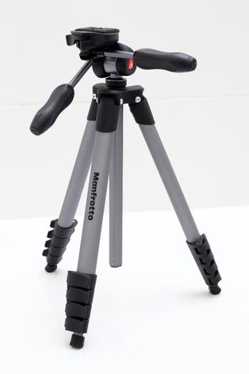Manfrotto Compact Advanced Tripod + Bag beschikbaar voor biedingen